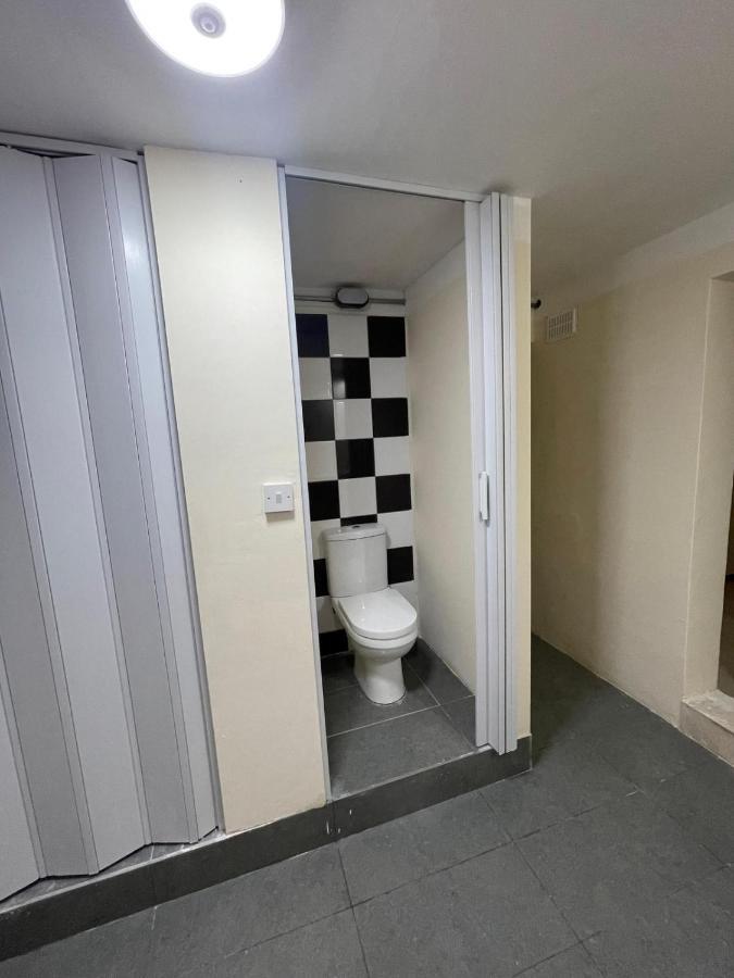 Ommi Hostel Saint Julian's Εξωτερικό φωτογραφία
