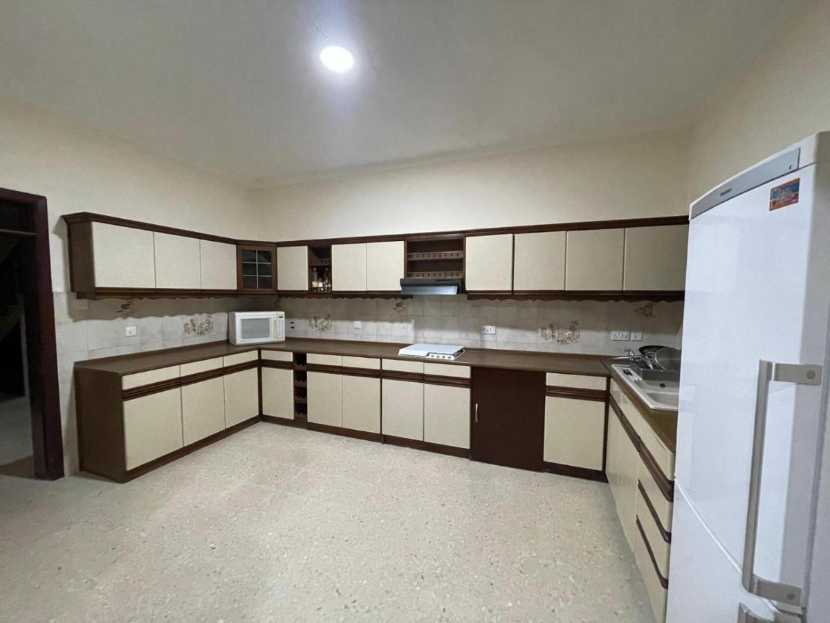 Ommi Hostel Saint Julian's Εξωτερικό φωτογραφία