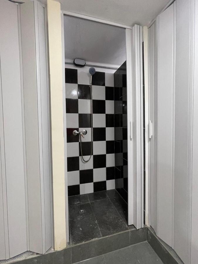 Ommi Hostel Saint Julian's Εξωτερικό φωτογραφία